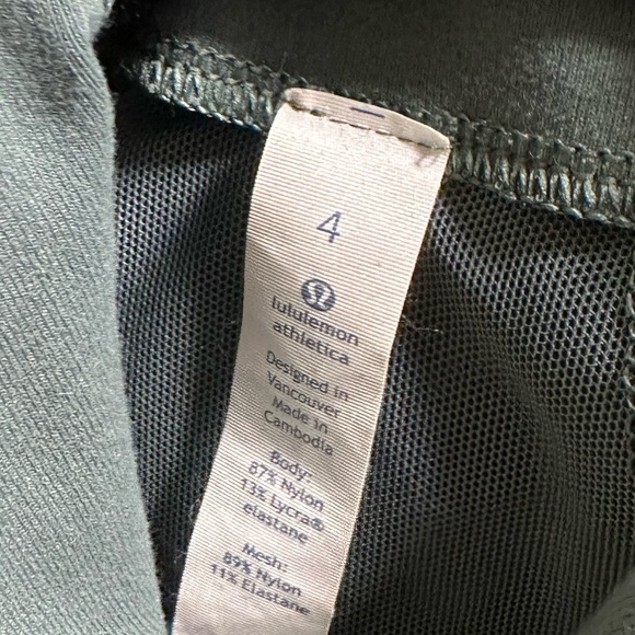 Lululemon Forest Green Define jacket size 4 - Picture 2 of 2